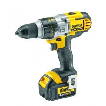 Аккумуляторная дрель-шуруповерт DeWalt DCD931M2