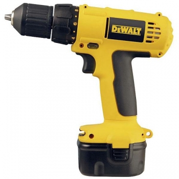 Аккумуляторная дрель-шуруповерт DeWalt DC750KA